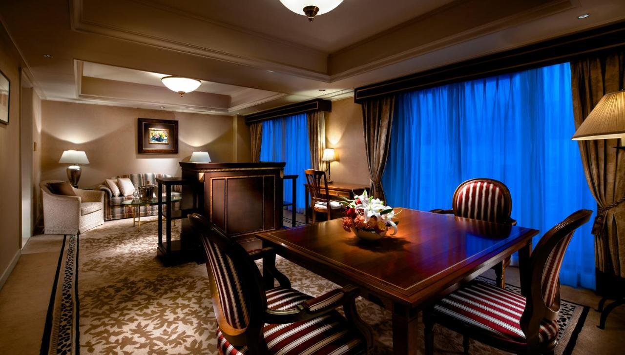 Rihga Royal Hotel Kyōto Esterno foto A suite at the hotel